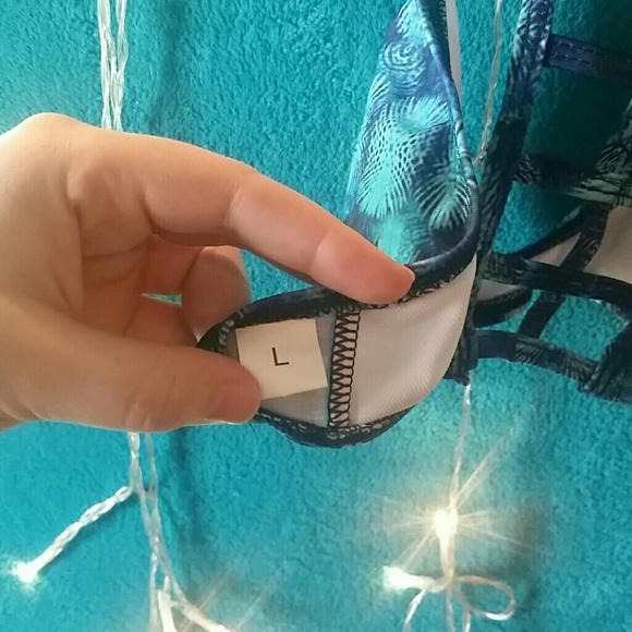 Swimsuit Top - Picture 6 of 6